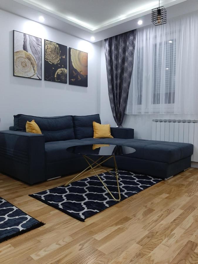 Apartman,,Kul"Life Lukavica Exterior foto